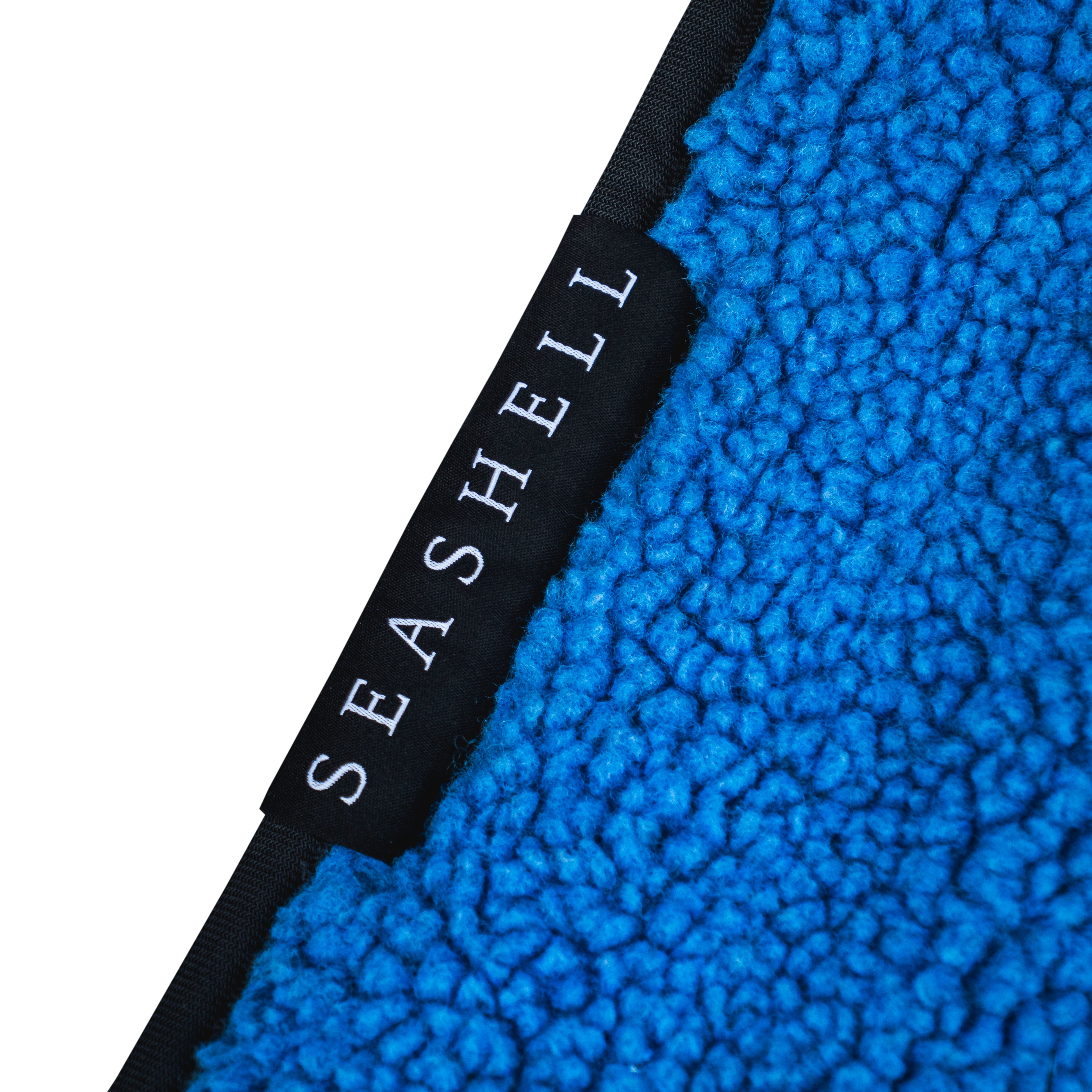 Recycled sherpa fleece lining detail