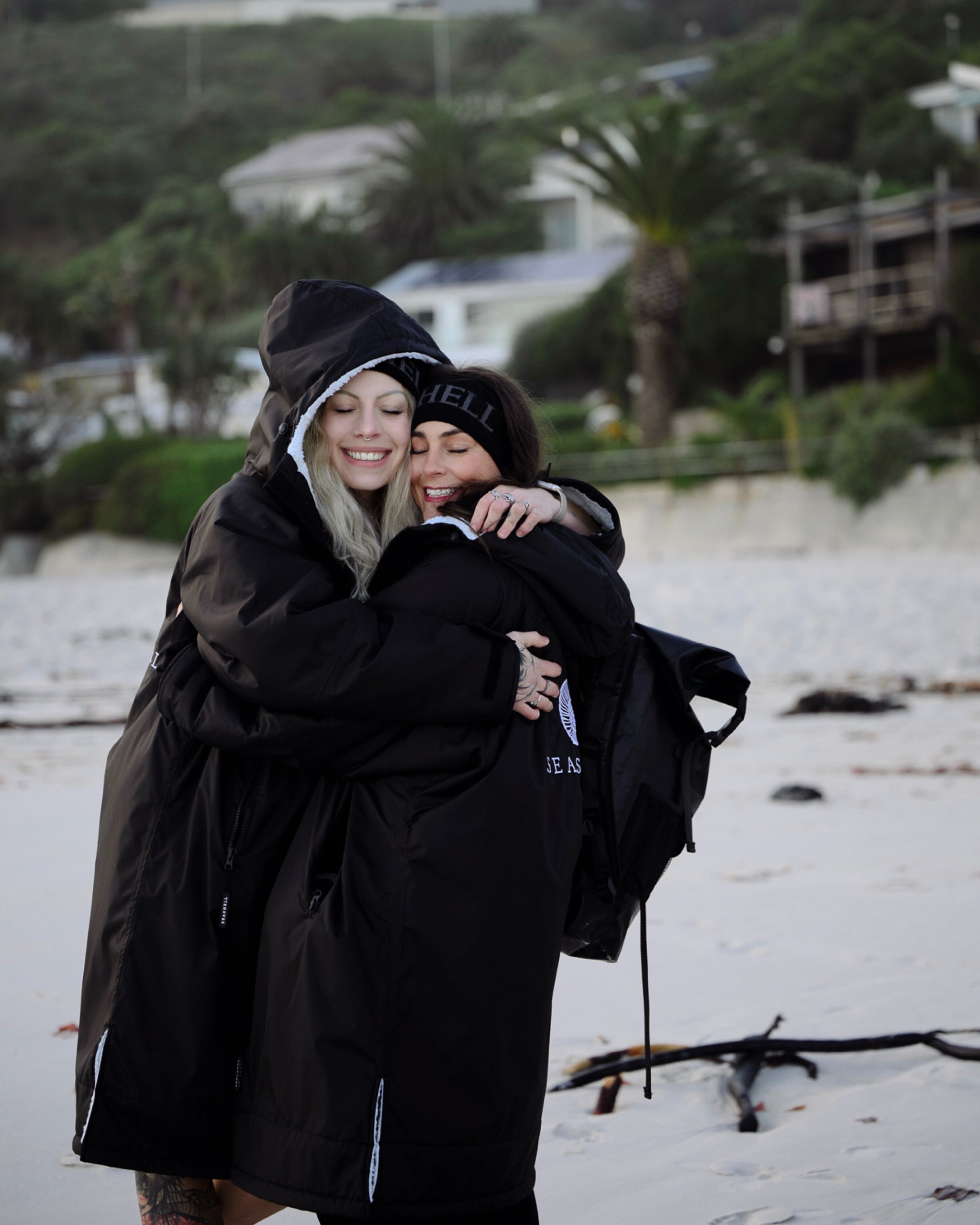 Changing Robe Black – female model