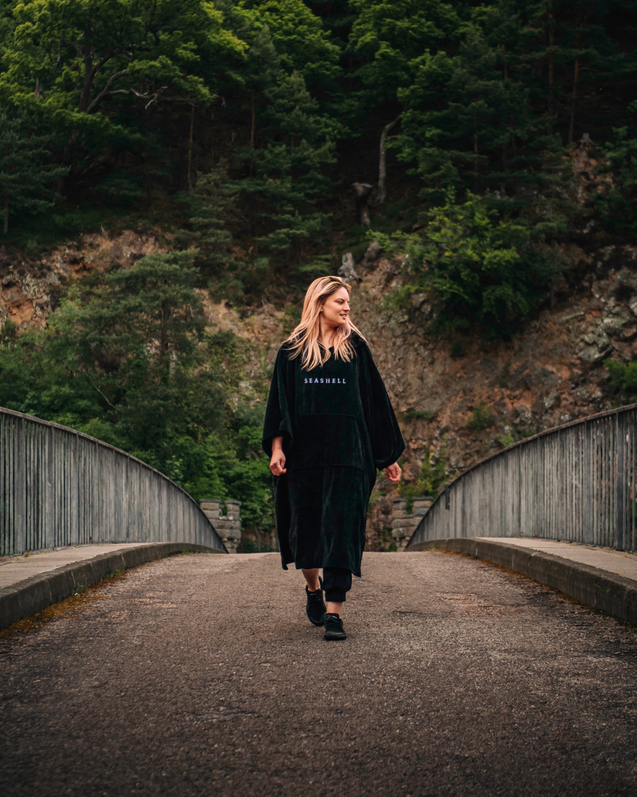 Organic Cotton Towelling Robe Black – female model