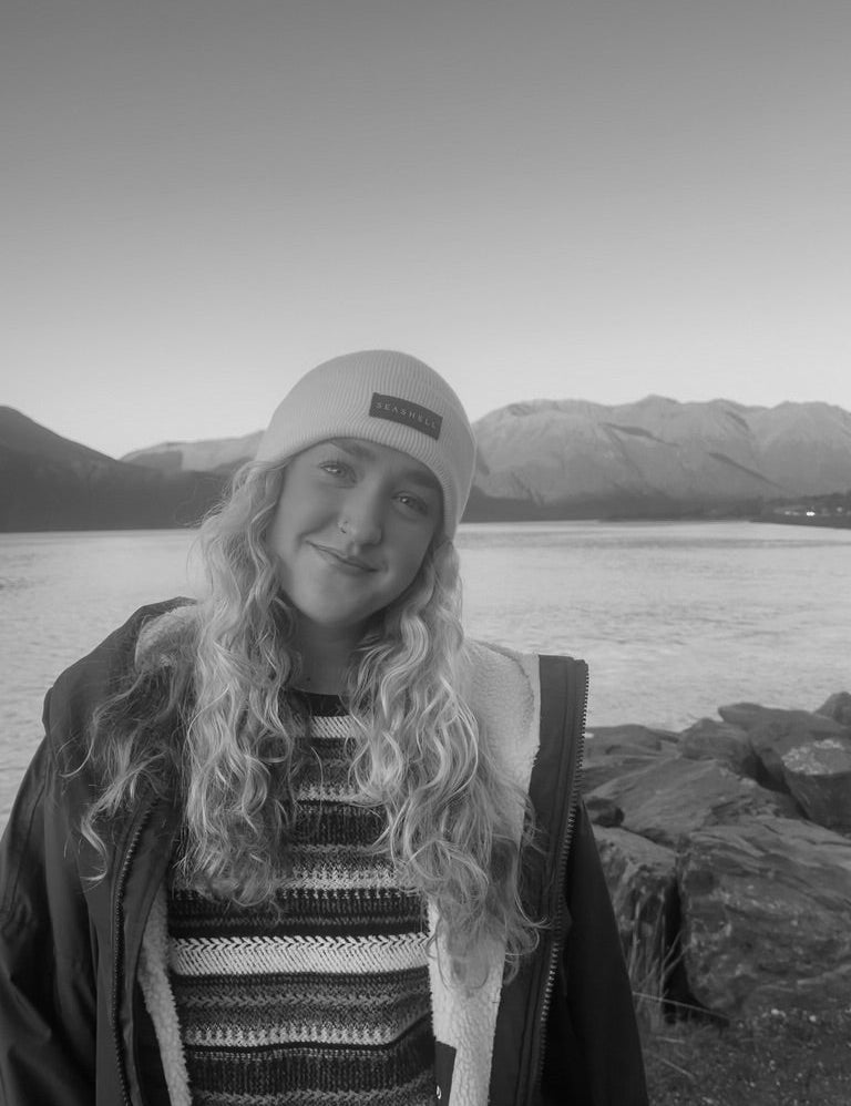 girl in beanie