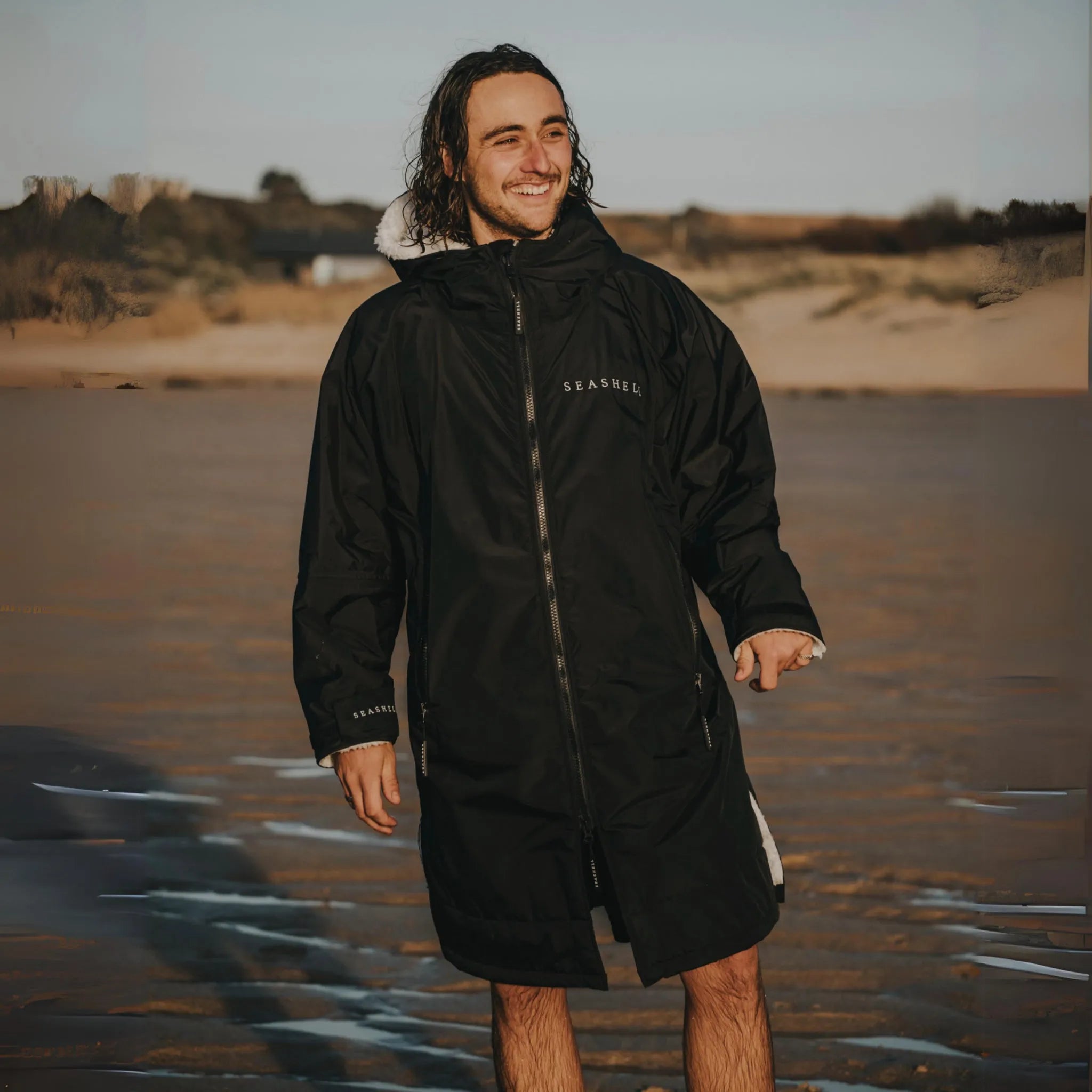 Seashell Changing Robe - Best Changing Robe Alternative - 100% waterprrof and windproof - made from 100% recycled materials 