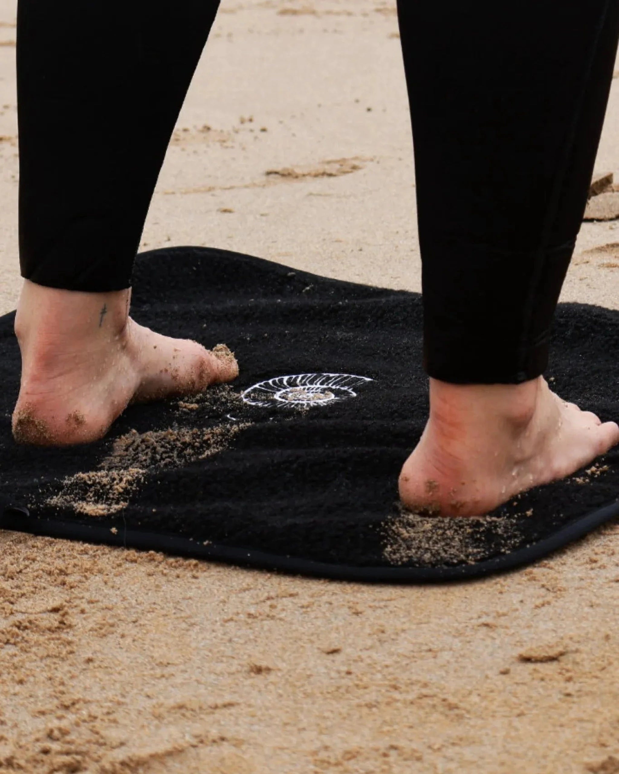 Changing Mat Black - SEASHELL®