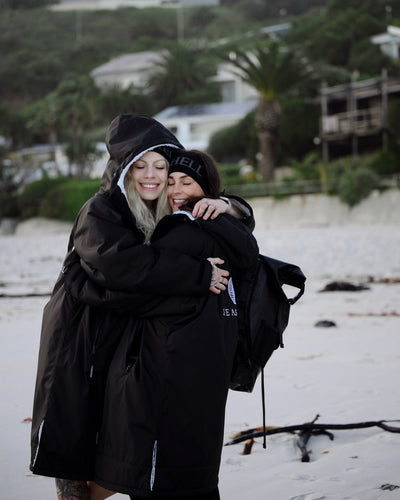 Changing Robe Black – female model