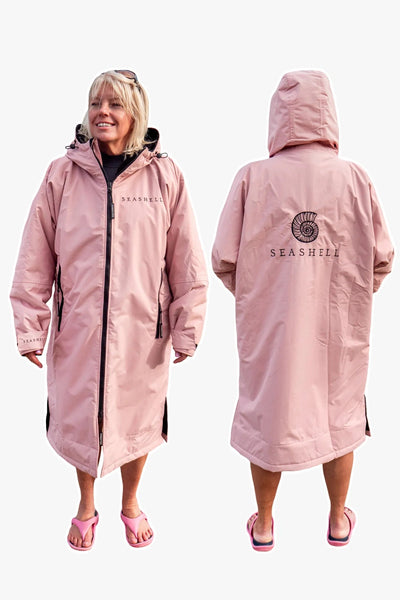 Changing Robe Pebble Pink female model