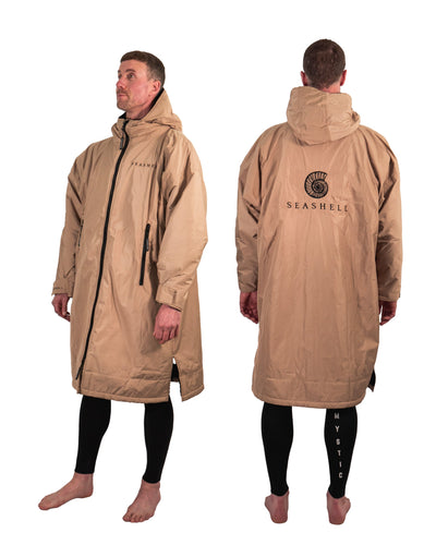 Changing Robe Sand – male model