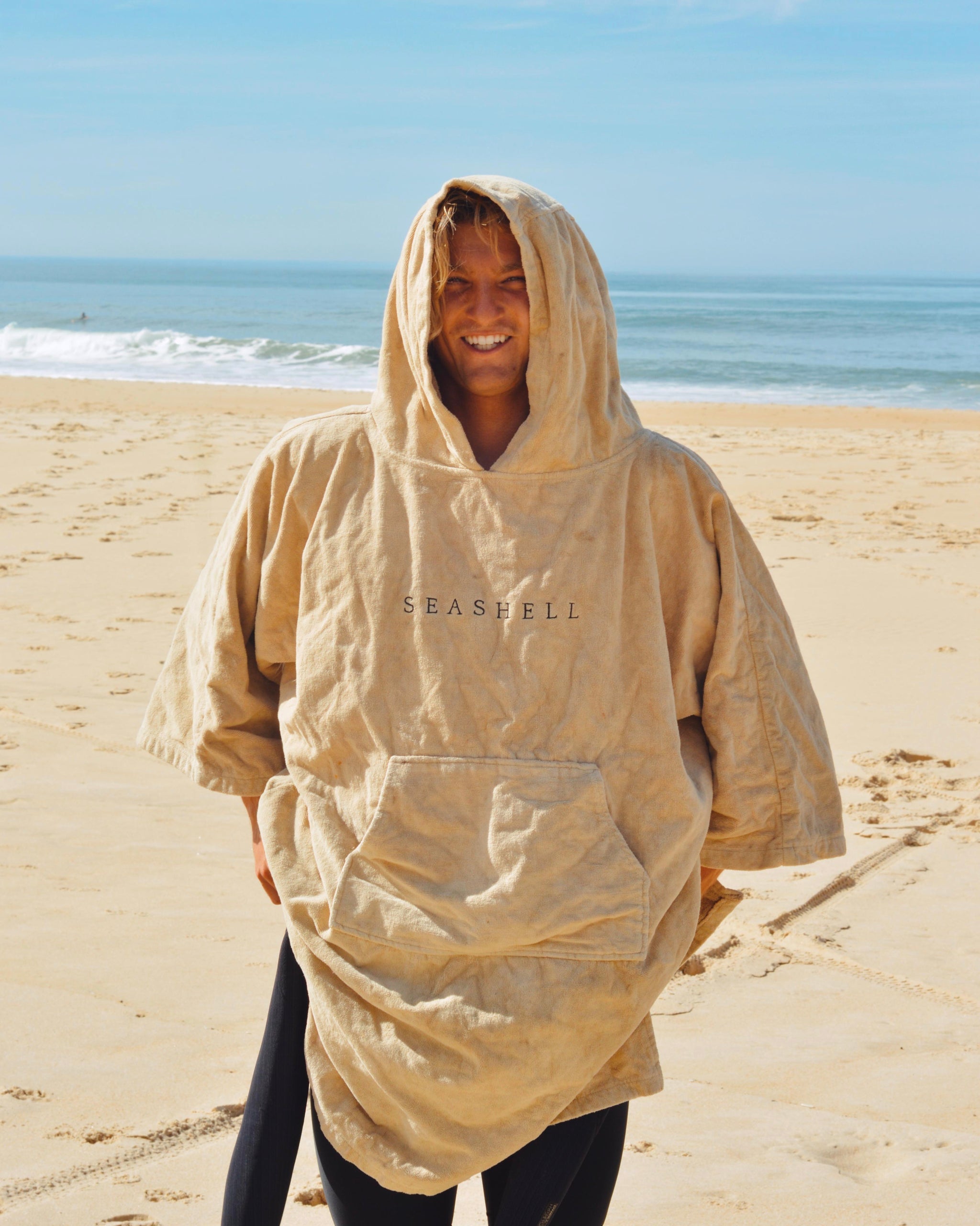 Organic Cotton Towelling Robe Sand – male model